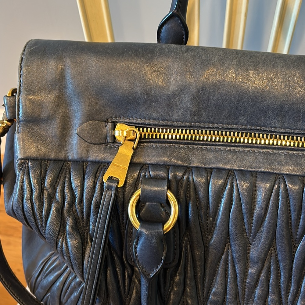 💙👜Miu Miu Bow Bag Matelasse💙 - Picture 5 of 16
